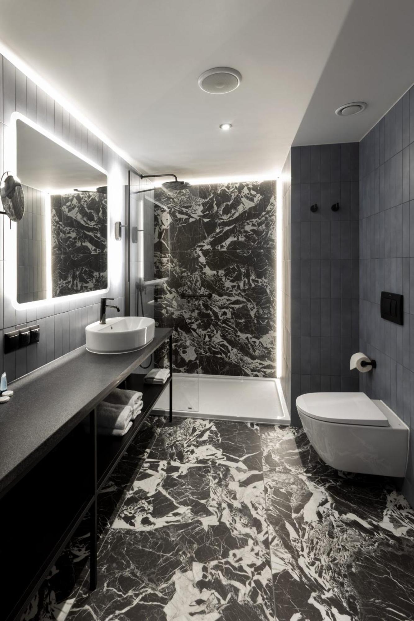 Voco Katowice By Ihg Exterior foto