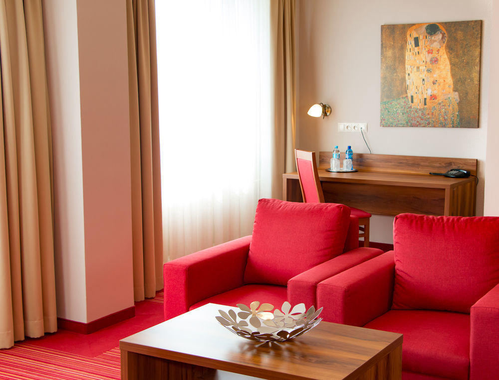 Voco Katowice By Ihg Exterior foto